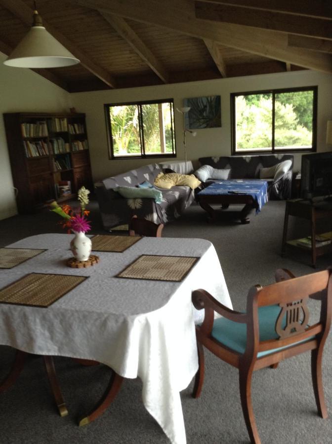 Waiotemarama Falls Lodge Опонони Екстериор снимка